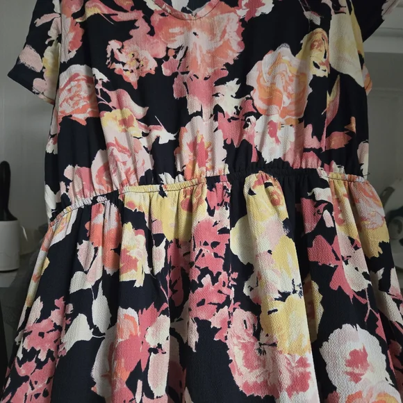 Isabel Maternity by Ingrid & Isabel Floral Black Maxi Dress - Picture 2 of 4